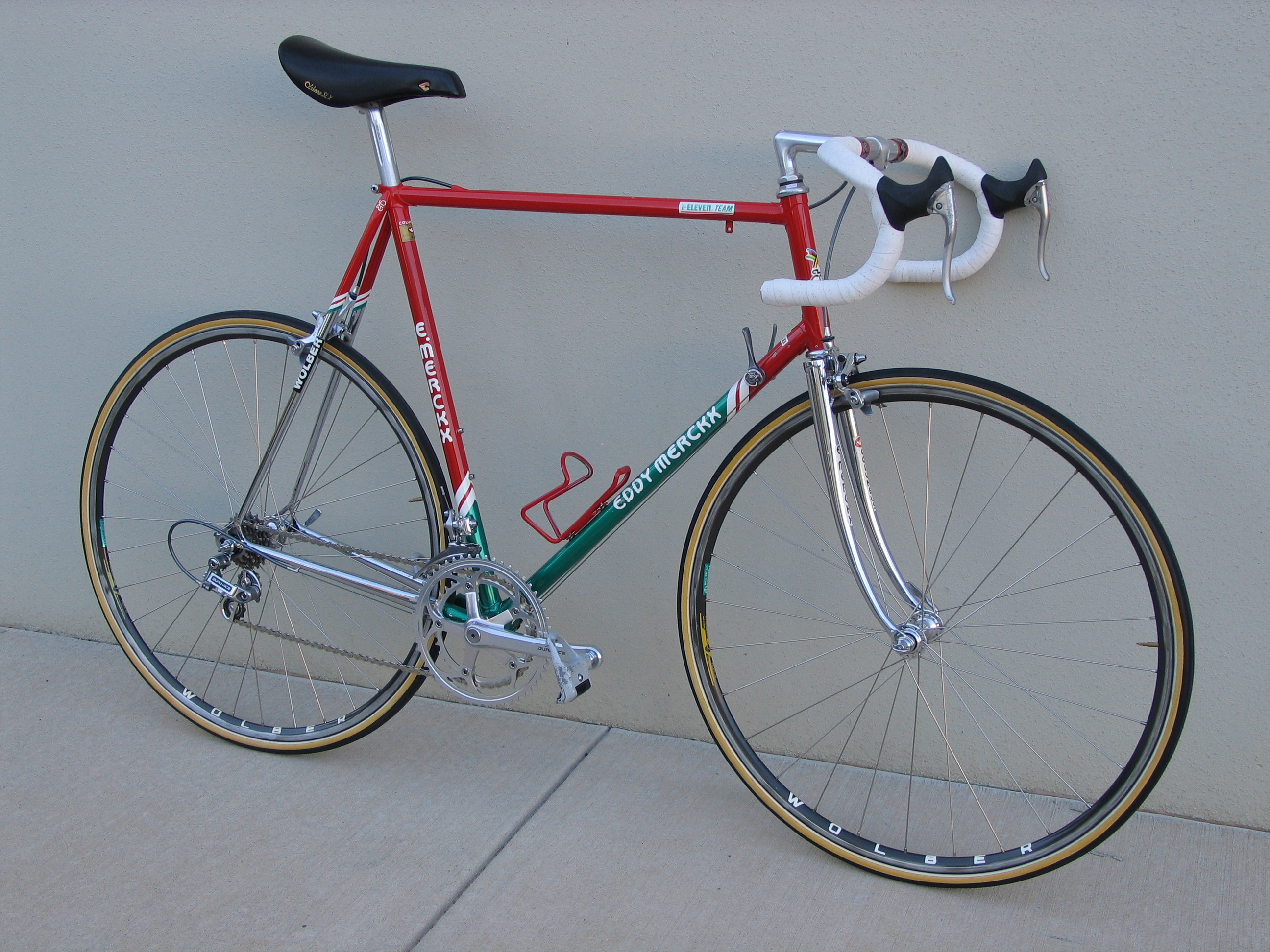 Eddy Merckx team bicycle in 7-Eleven colours from 1989