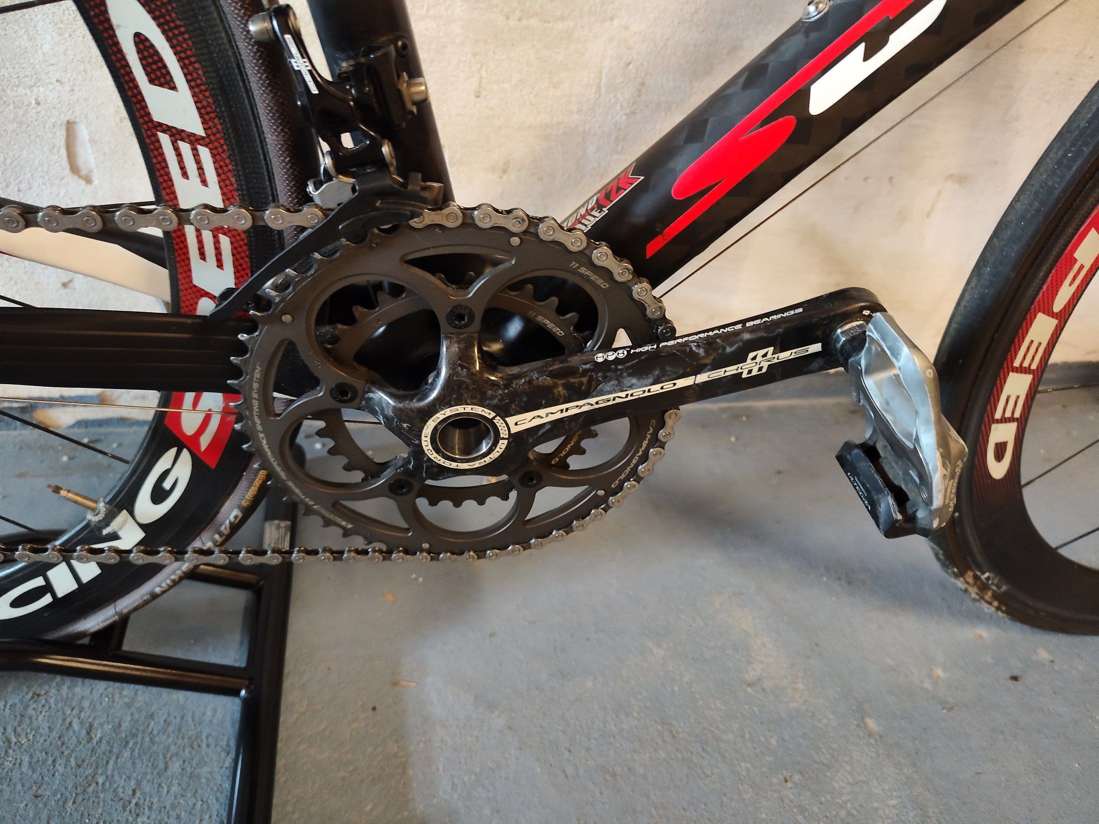 Campagnolo Chorus crankset and front derailleur on the Scapin K6