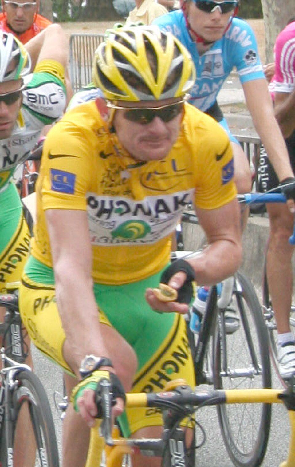 Floyd Landis i gul førertrøje under Tour de France 2006.