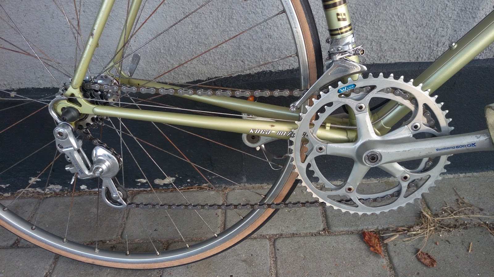 Shimano 600 AX drivetrain
